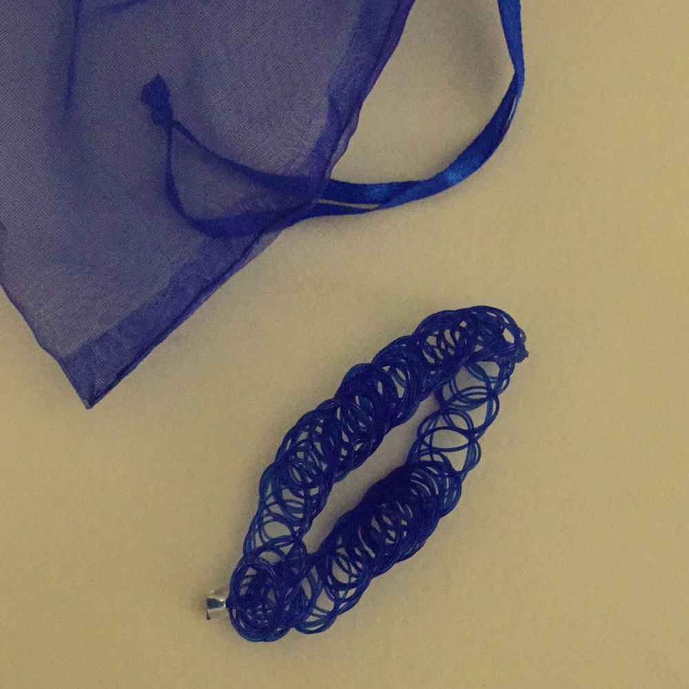 Blue elastic choker necklace 💙💙